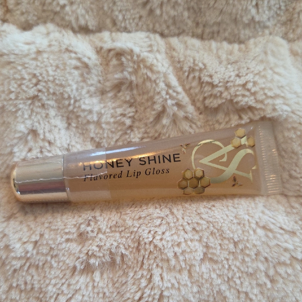 Honey Shine Lip Gloss